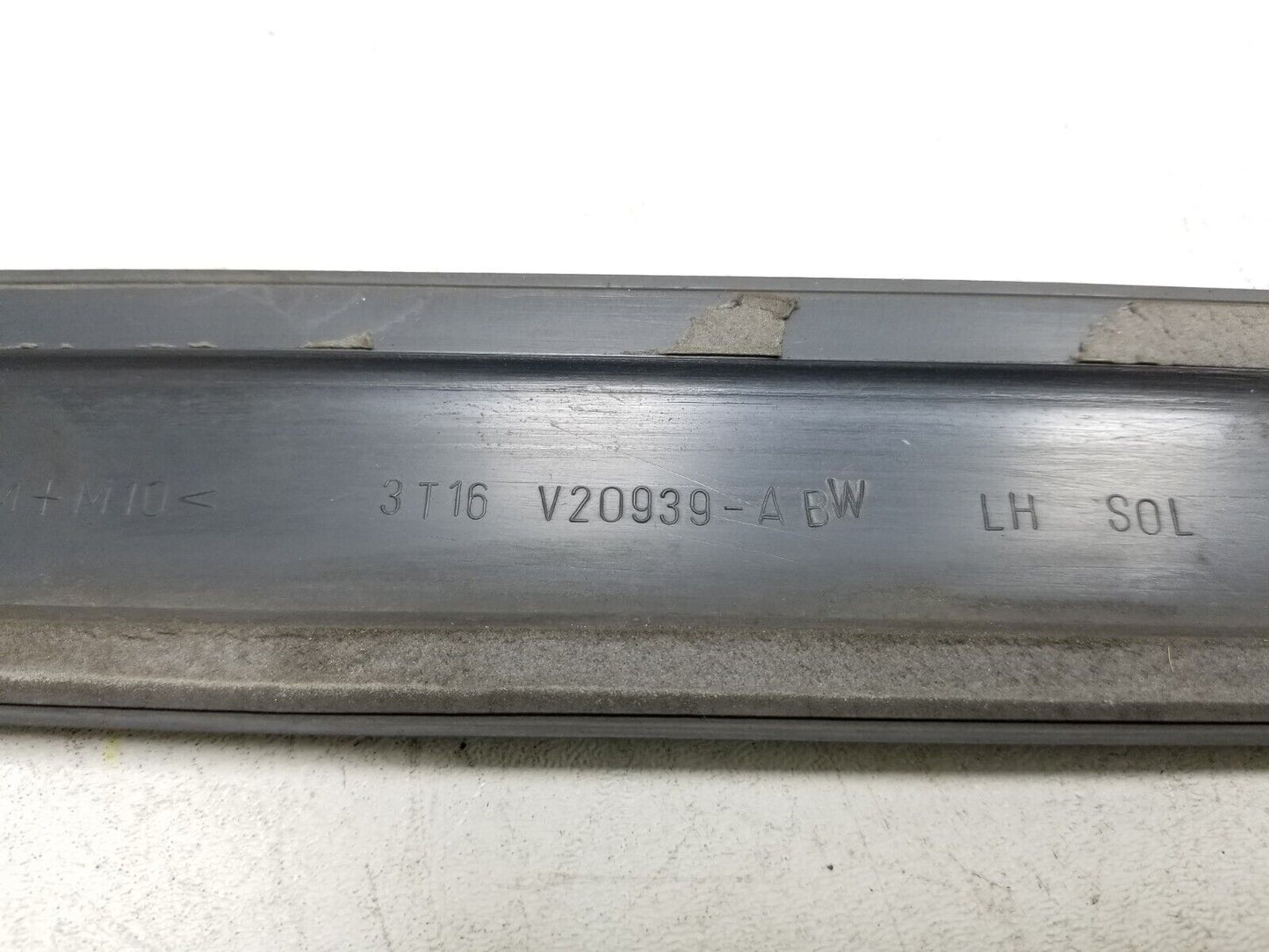 10 - 13 Ford Transit Connect Door Molding Driver Side Left Pair OEM