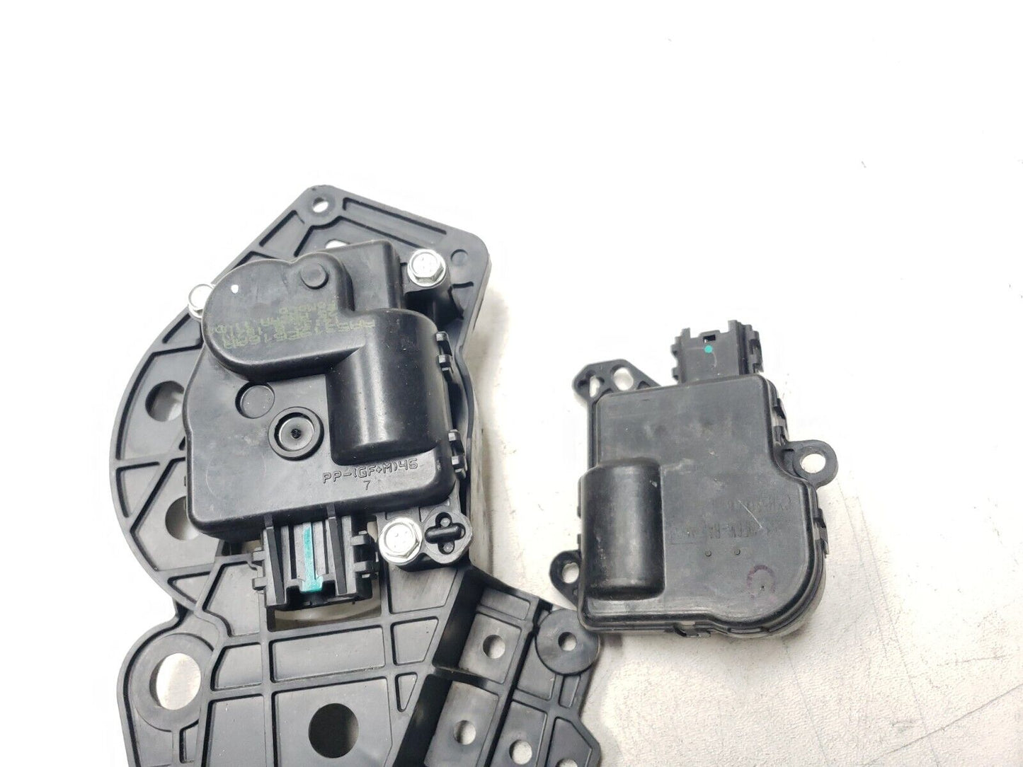 09 10 11 12 Lincoln MKS AC Core Actuator Servo Flap Motor  2pcs OEM