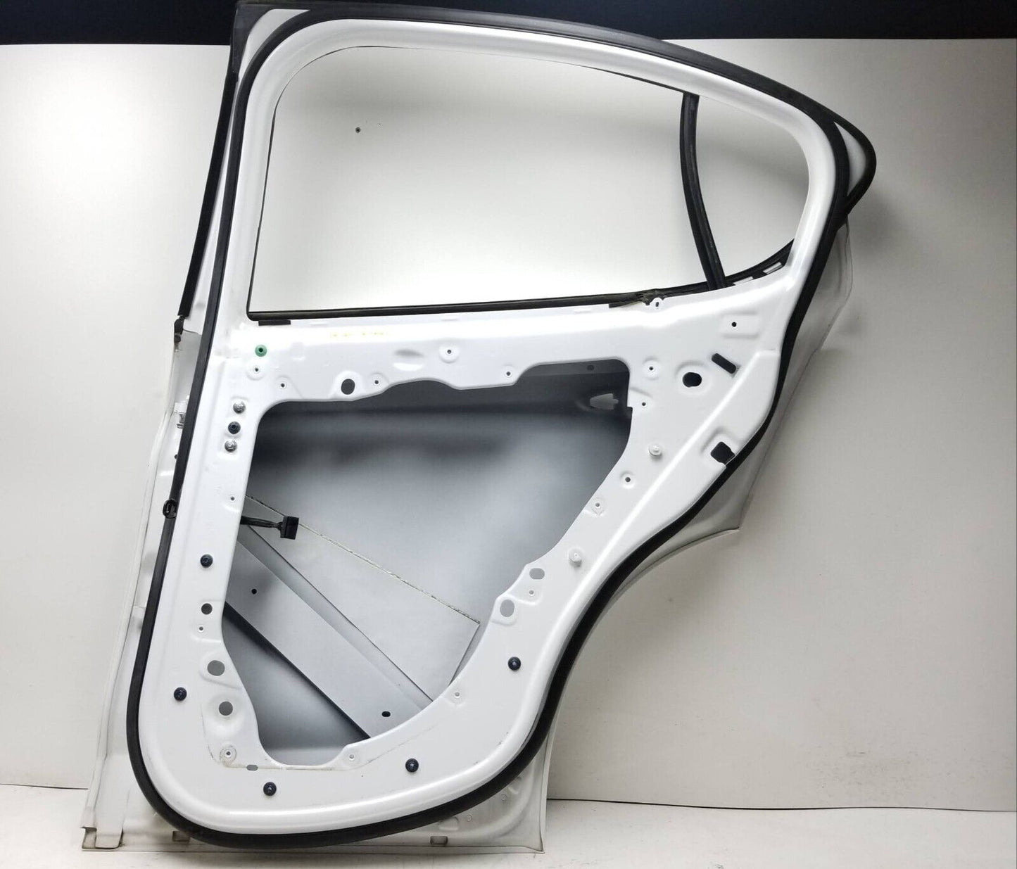2017-2021 Alfa Romeo Stelvio Rear Passenger Door Side Right OEM ✅