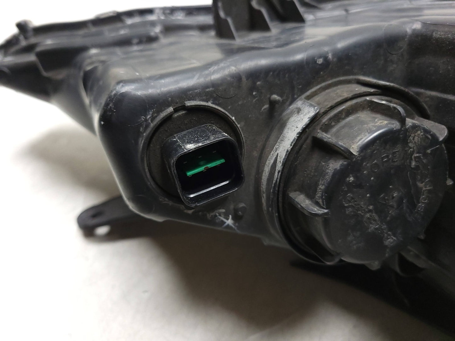 2011 - 2014 Hyundai Sonata Headlight Left & Right OEM