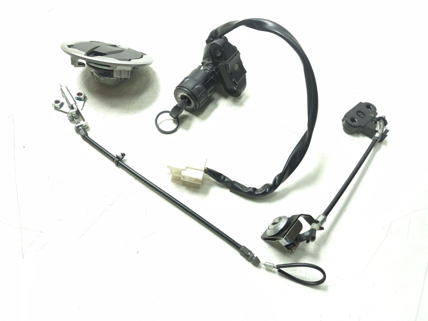 2019 Kawasaki Z400 Er400d Ignition Lock Switch & Fuel Cap Lock Set OEM