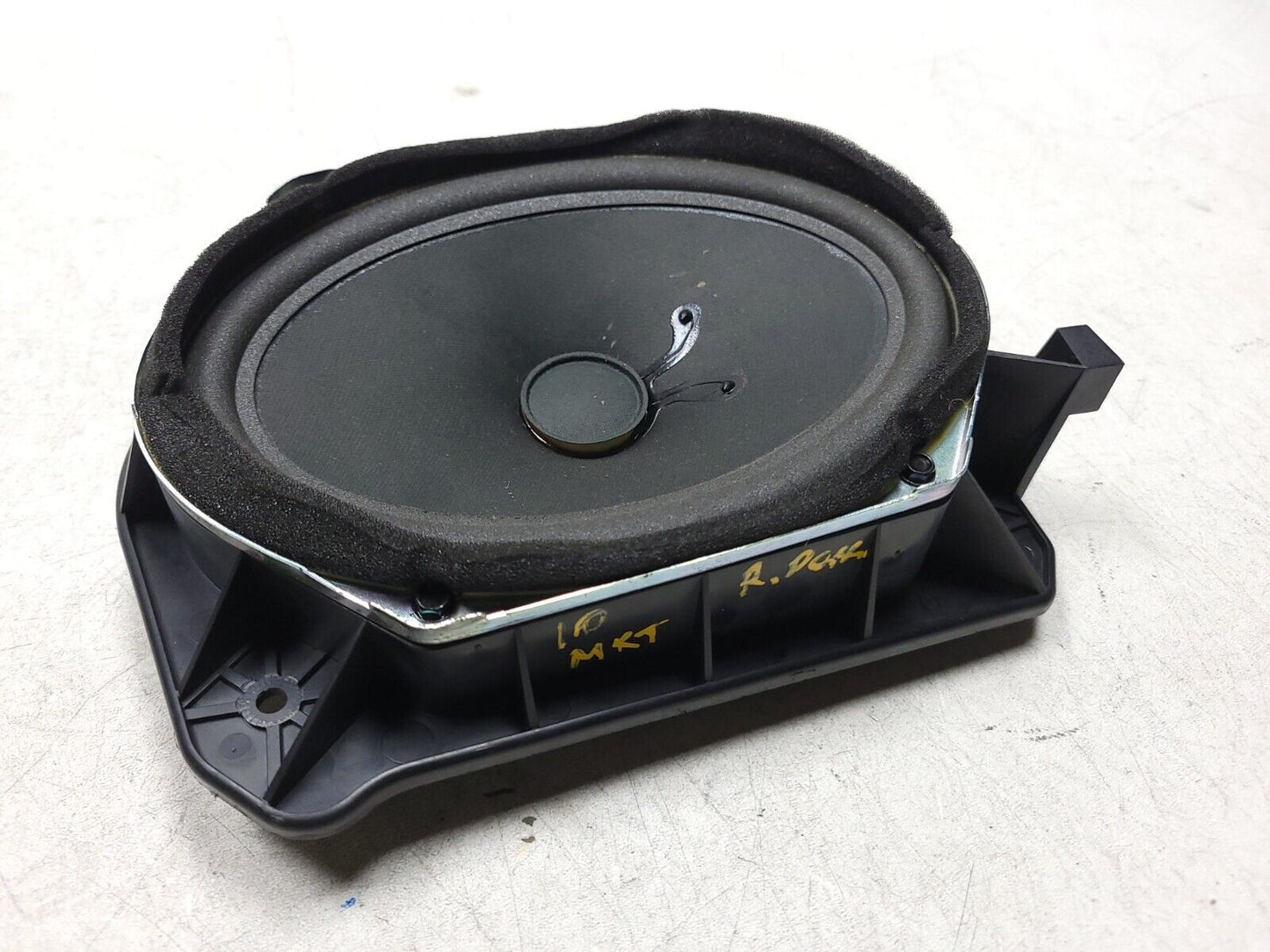 10-19 Lincoln MKT Rear Door Speaker Left & Right Pair OEM