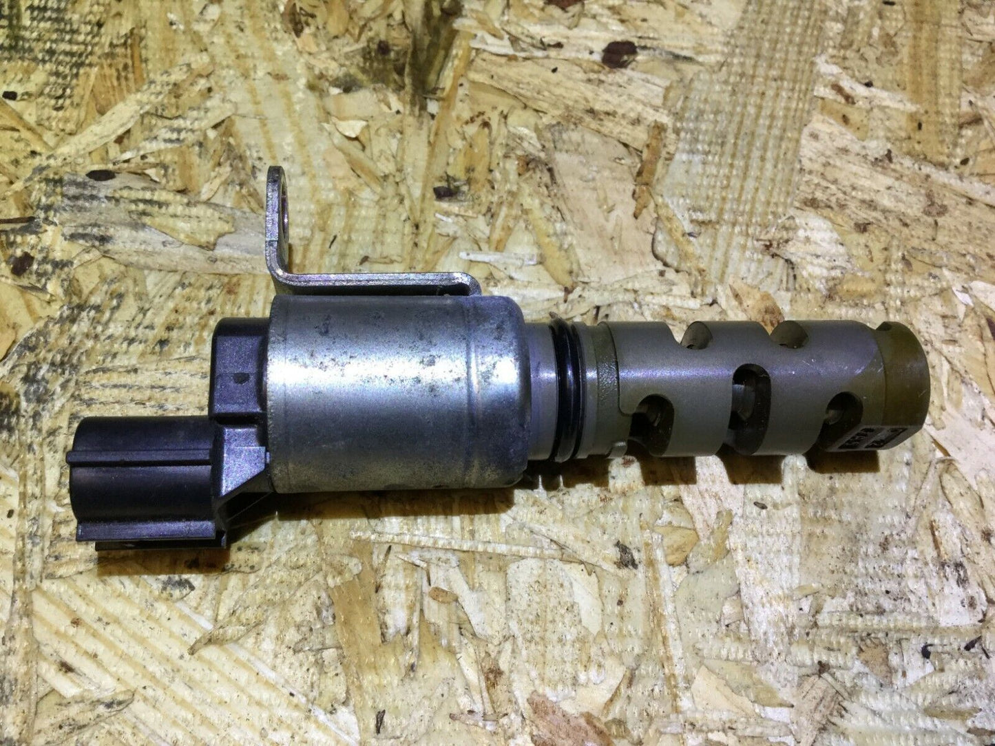 12 13 14 15 Toyota Prius Variable Camshaft Timing Control Valve OEM