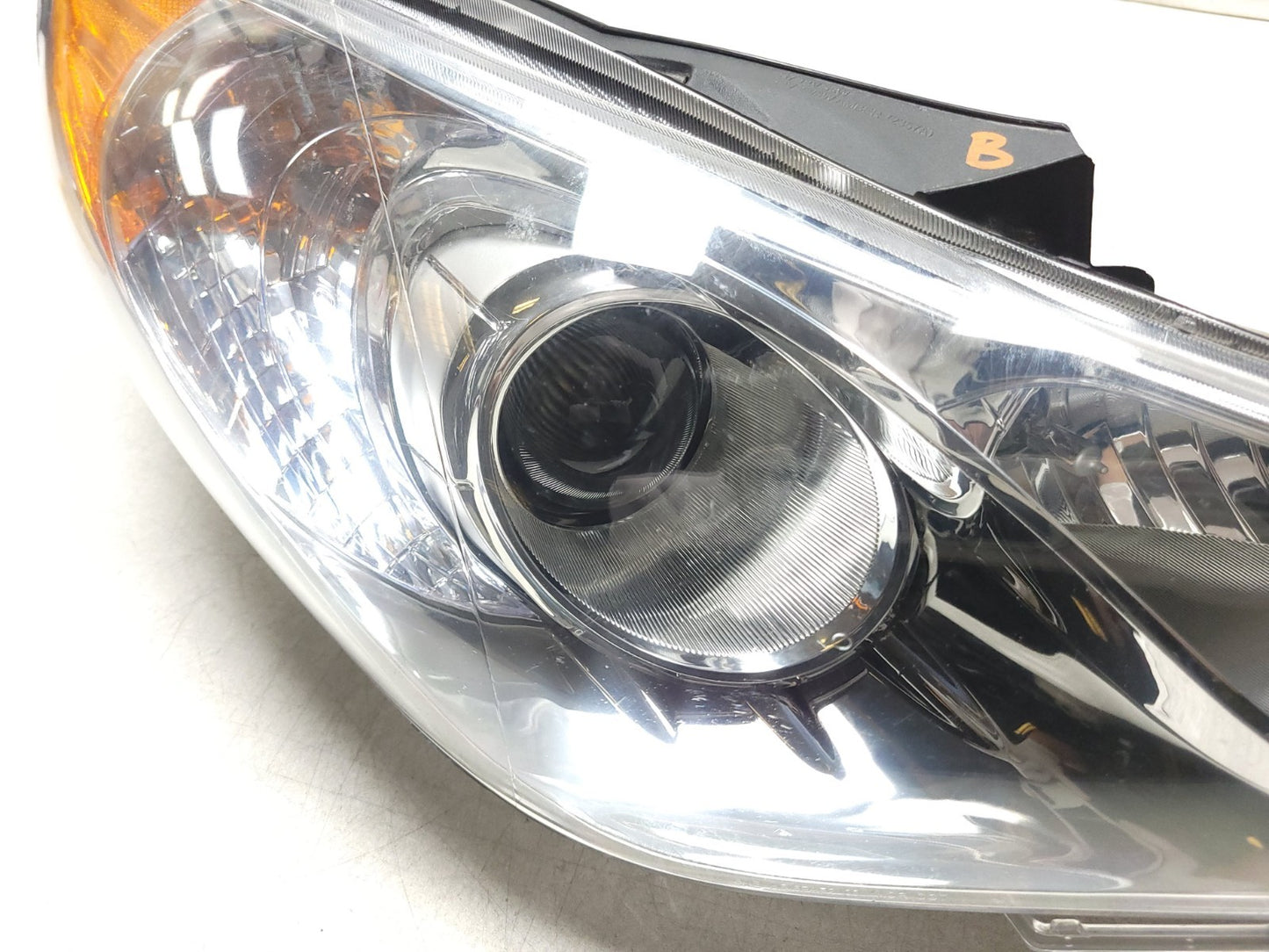11 12 13 14 Hyundai Sonata Headlight Left & Right OEM