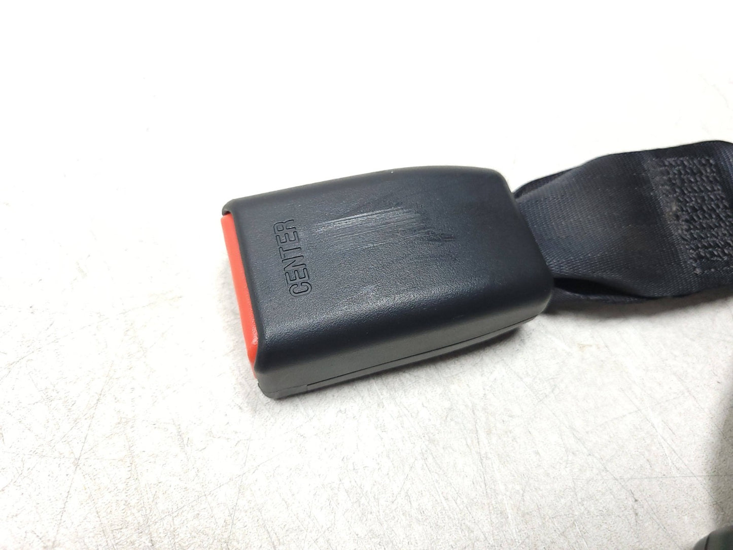 2012-2017 Hyundai Accent Sedan Rear Seat Belt Buckle 89830-1r500ry0