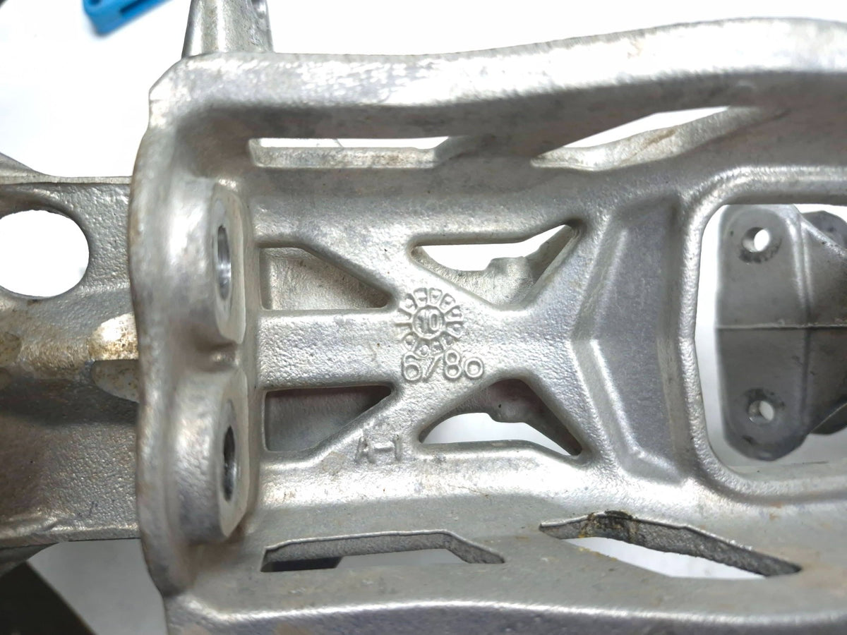2011 Ski-doo Mxz Tnt 600 E-tec Chassis Pyramid Frame Engine Mount Bracket Set