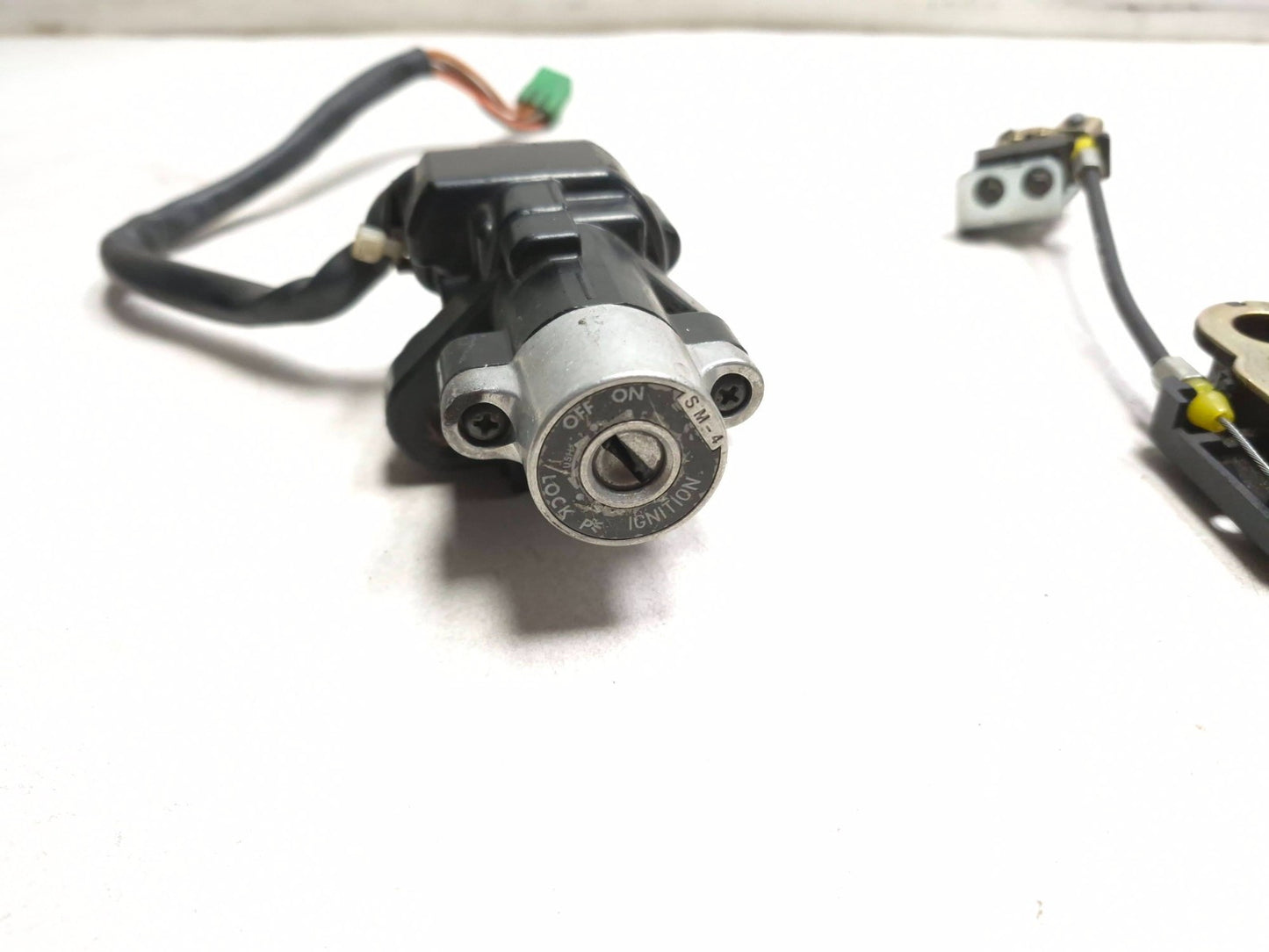 2001 Suzuki Gsx 750f Katana Ignition Lock Set & Fuel Cap OEM