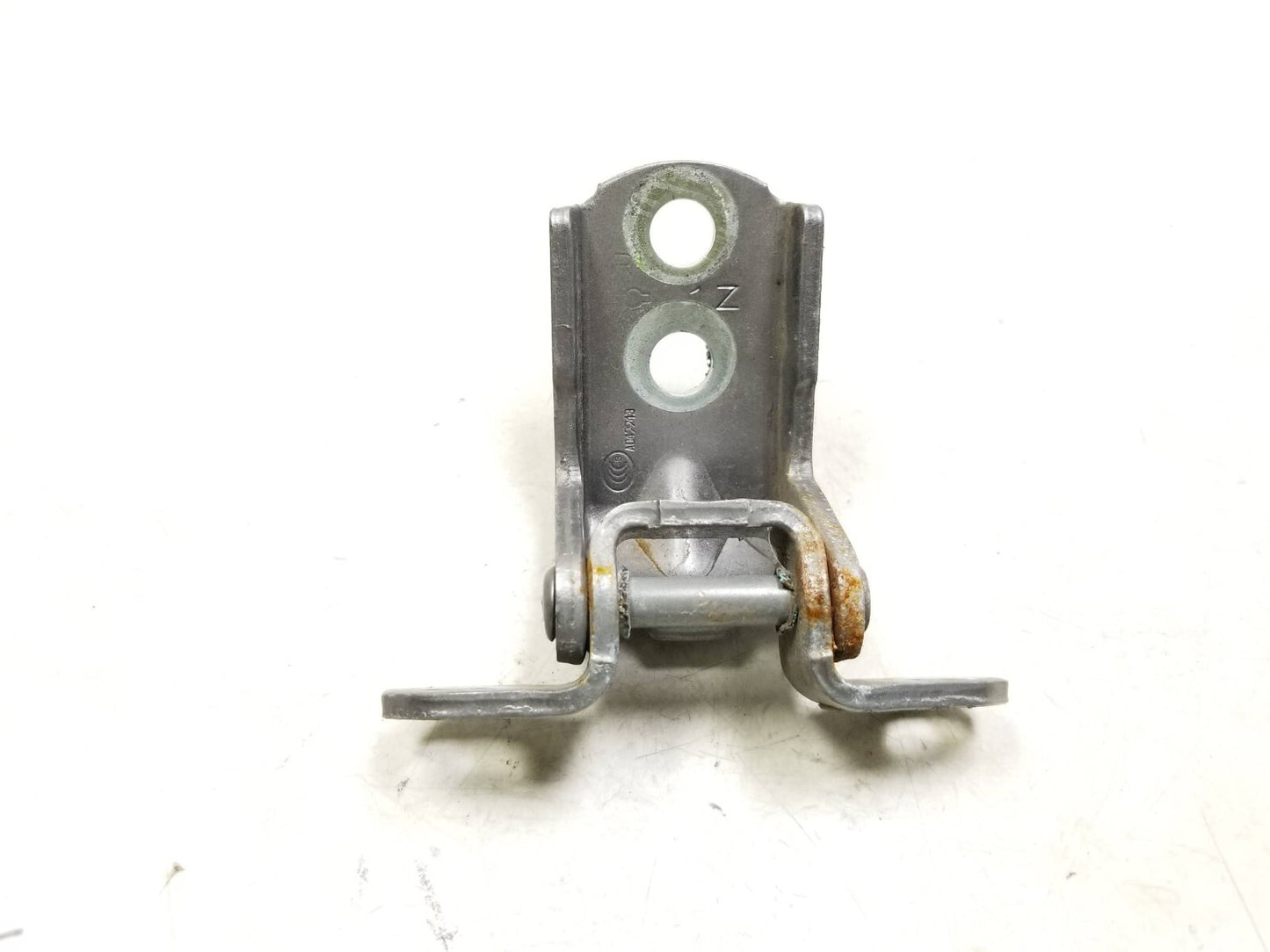 2008 - 2015 Nissan Rogue Door Hinge Right Passenger Side Front & Rear OEM