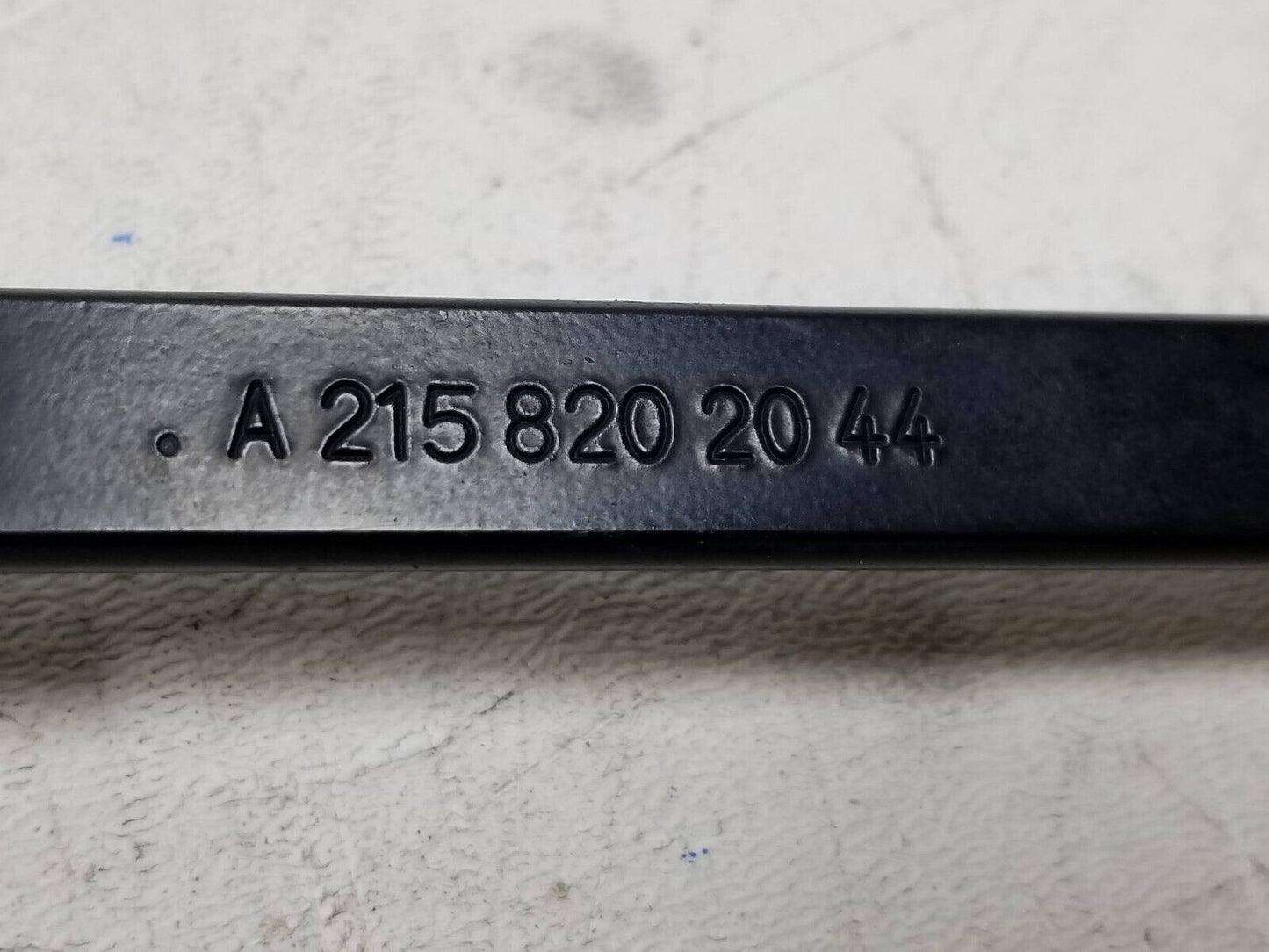 03-06 Mercedes Benz Wiindshield Wiper Arm Pair W215 CL500 Cl600 OEM