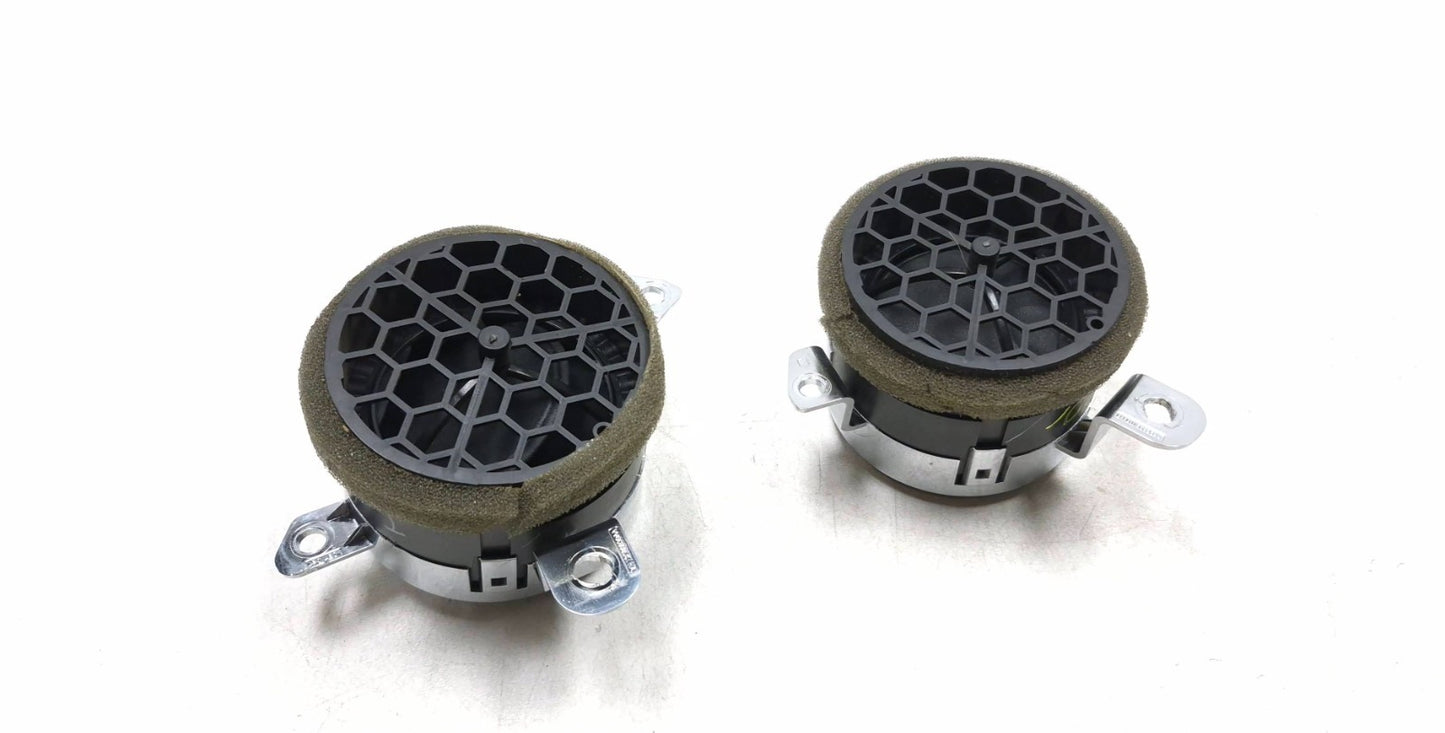 2010 Dodge Caliber Sxt Dash Air Vent 2pcs OEM