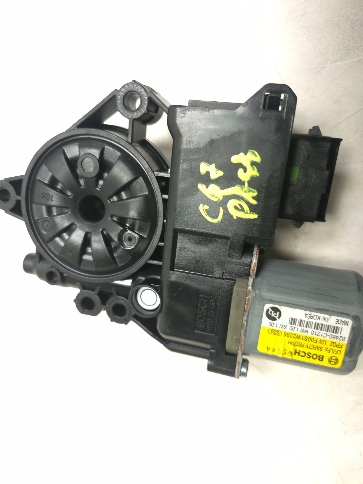 2018 Hyundai Sonata Front Door Window Motor Passenger Side Right OEM