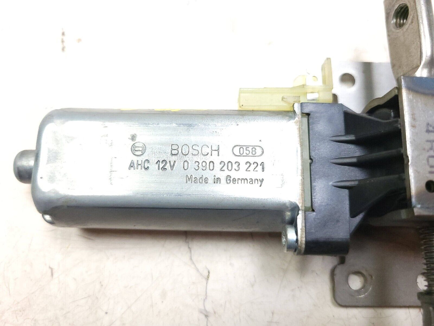 2001-2009 Volvo S60 Front Passenger Seat Adjust Motor OEM