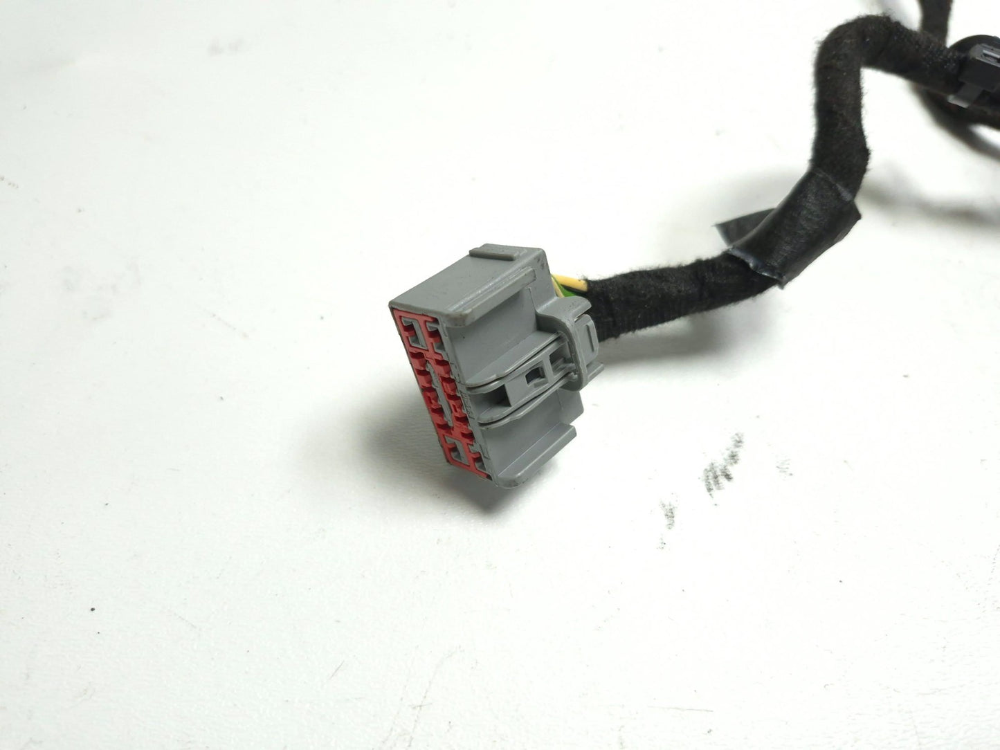 2012 Volvo C30 2.5l Fuel Pump Wiring Harness OEM