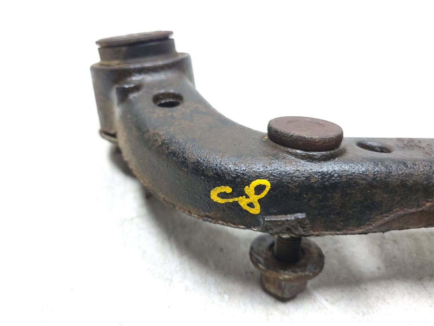 14-19 Chevrolet Silverado 1500 Front Differential Carrier Bracket Right Rh OEM