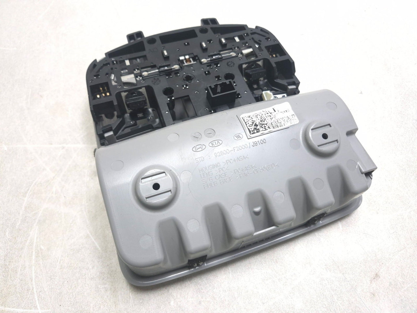 2019 Hyundai Kona Roof Overhead Console Lamp OEM