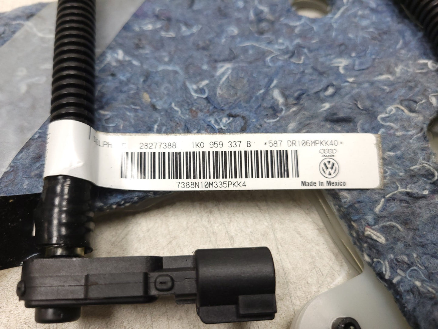 2010 - 2014 VW Golf GTI Front Passenger Seat Occupant Sensor OEM