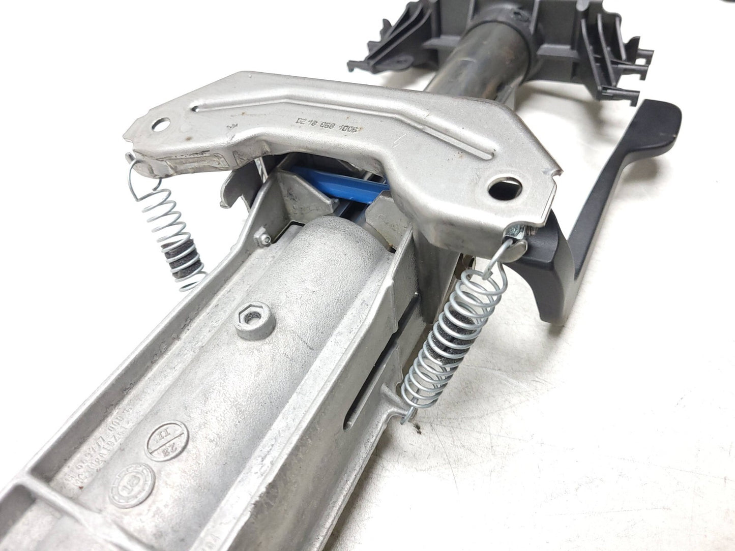 12-18 BMW 330xi F30 Steering Column 685855902 OEM โ