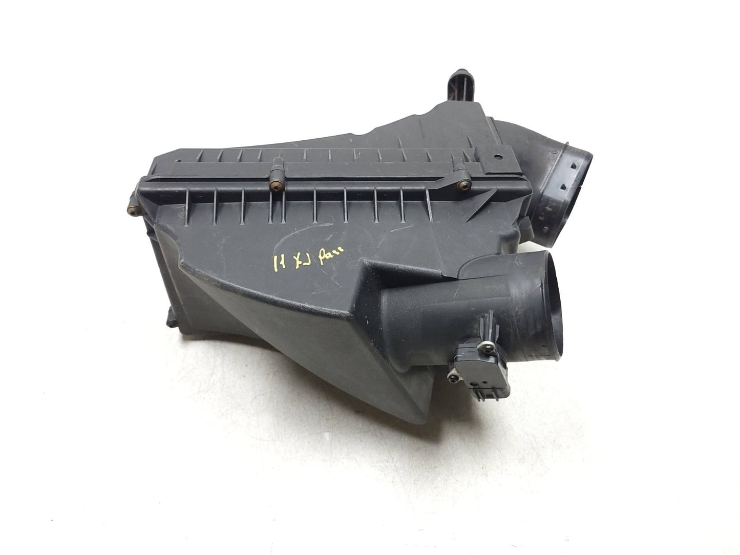 2010 - 2013 Jaguar XJ Air Filter Housing Box Left & Right OEM
