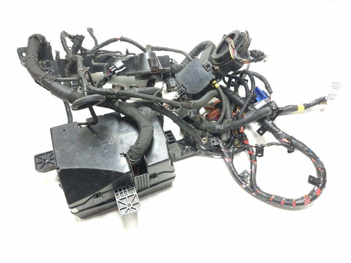 2011 Hyundai Genesis Coupe Under Hood Wire Harness W/ Fuse Box 91205-2m445 OEM