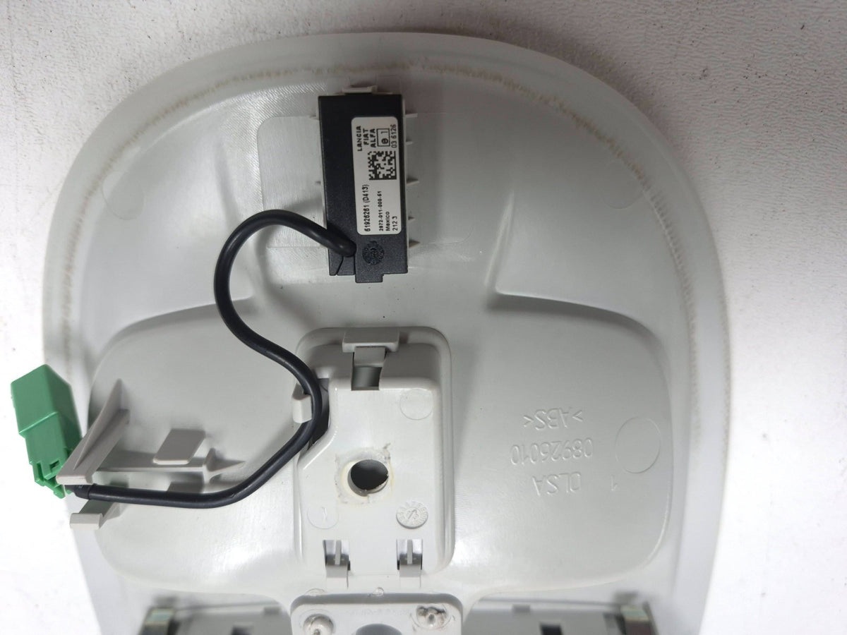 2014 Fiiat 500l Overhead Roof Console Dome Light OEM