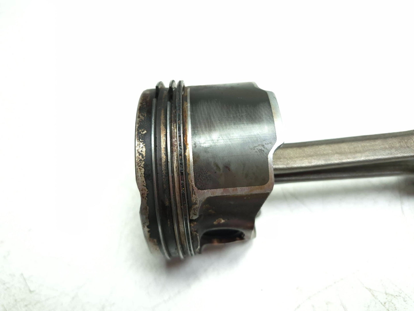 2014 Fiat 500l Piston W/ Connecting Rod 4pcs OEM