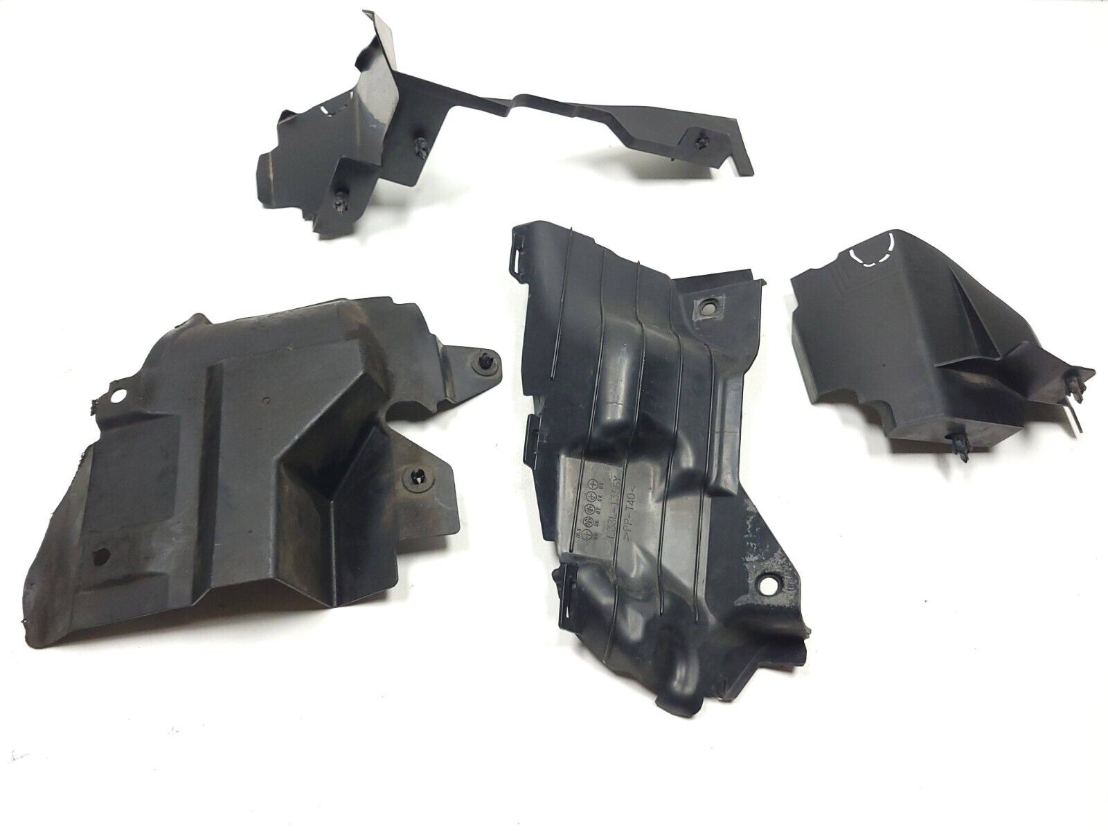 2007 - 2012 Mazda Cx-7 Engine Cover Splash Guard Shield 4pcs 2.3l
