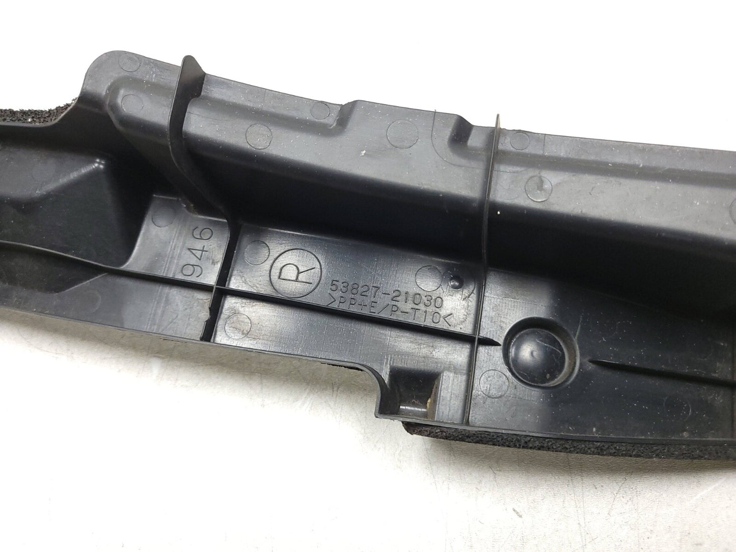 2005 - 2010 Scion Tc Fender Garnish Plastic Passenger Right Side OEM