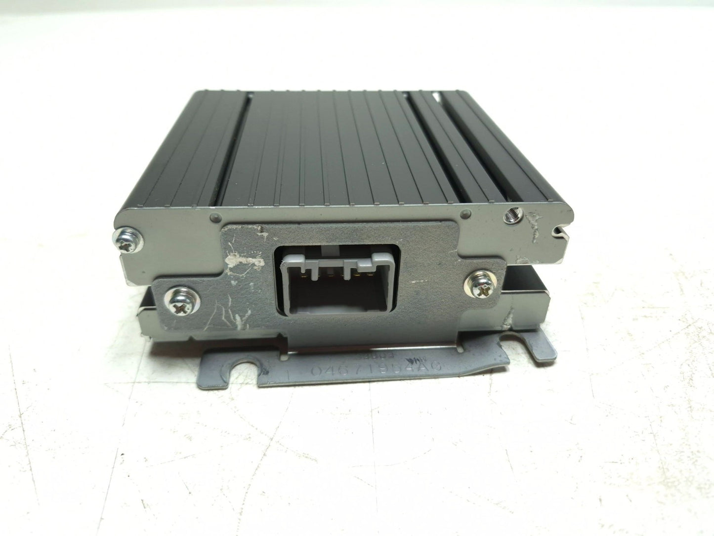 2010 Dodge Caliber Sxt Power Inverter Module 04671954ag OEM