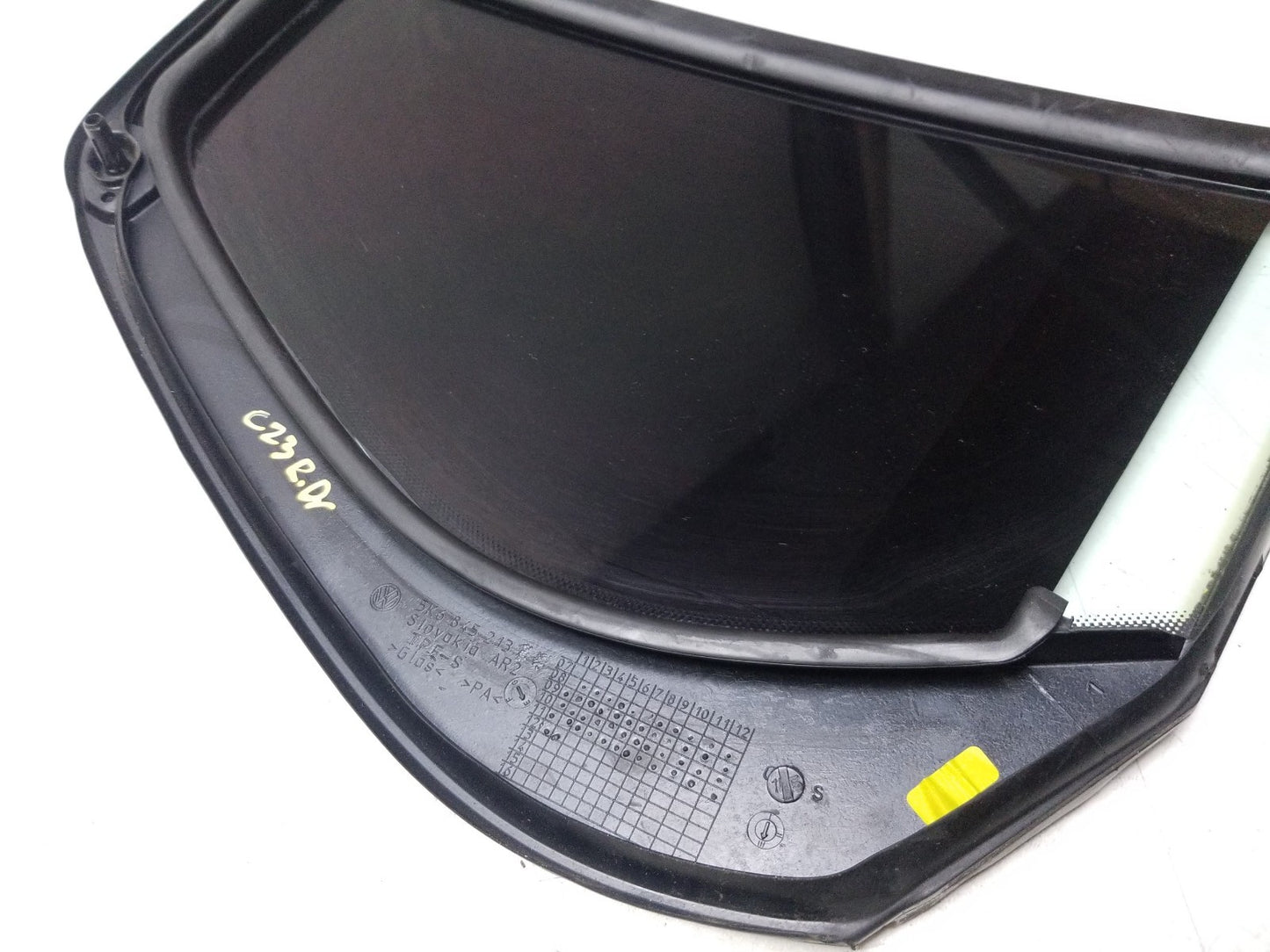 2010 - 2014 VW Golf GTI Door Vent Window Glass Rear Driver Side Left OEM