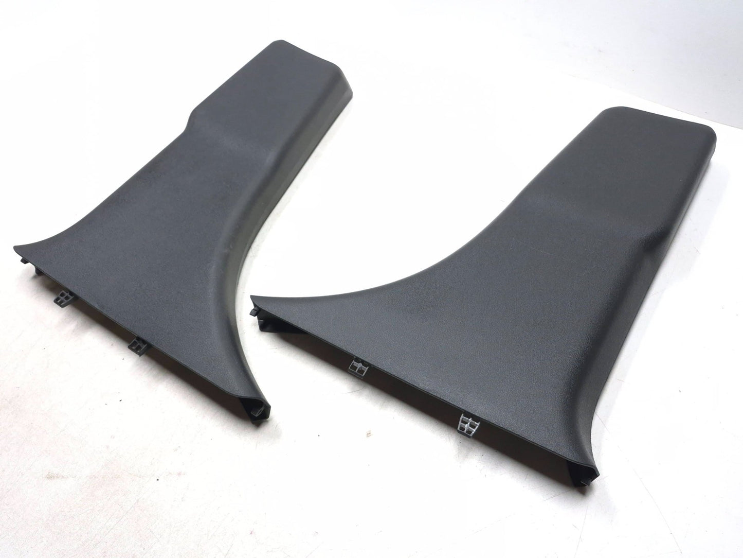 2010 Dodge Caliber Sxt B Pillar Lower Trim Panel Left & Right Pair OEM