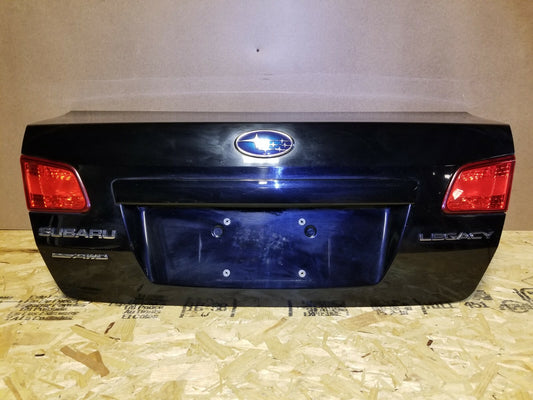 10 11 12 13 14 Subaru Legacy Srunk Lid W/ Tail Light  OEM
