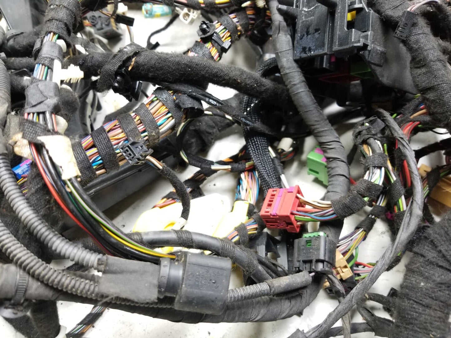 2009 - 2012 Audi Q5 Interior Wire Harness OEM