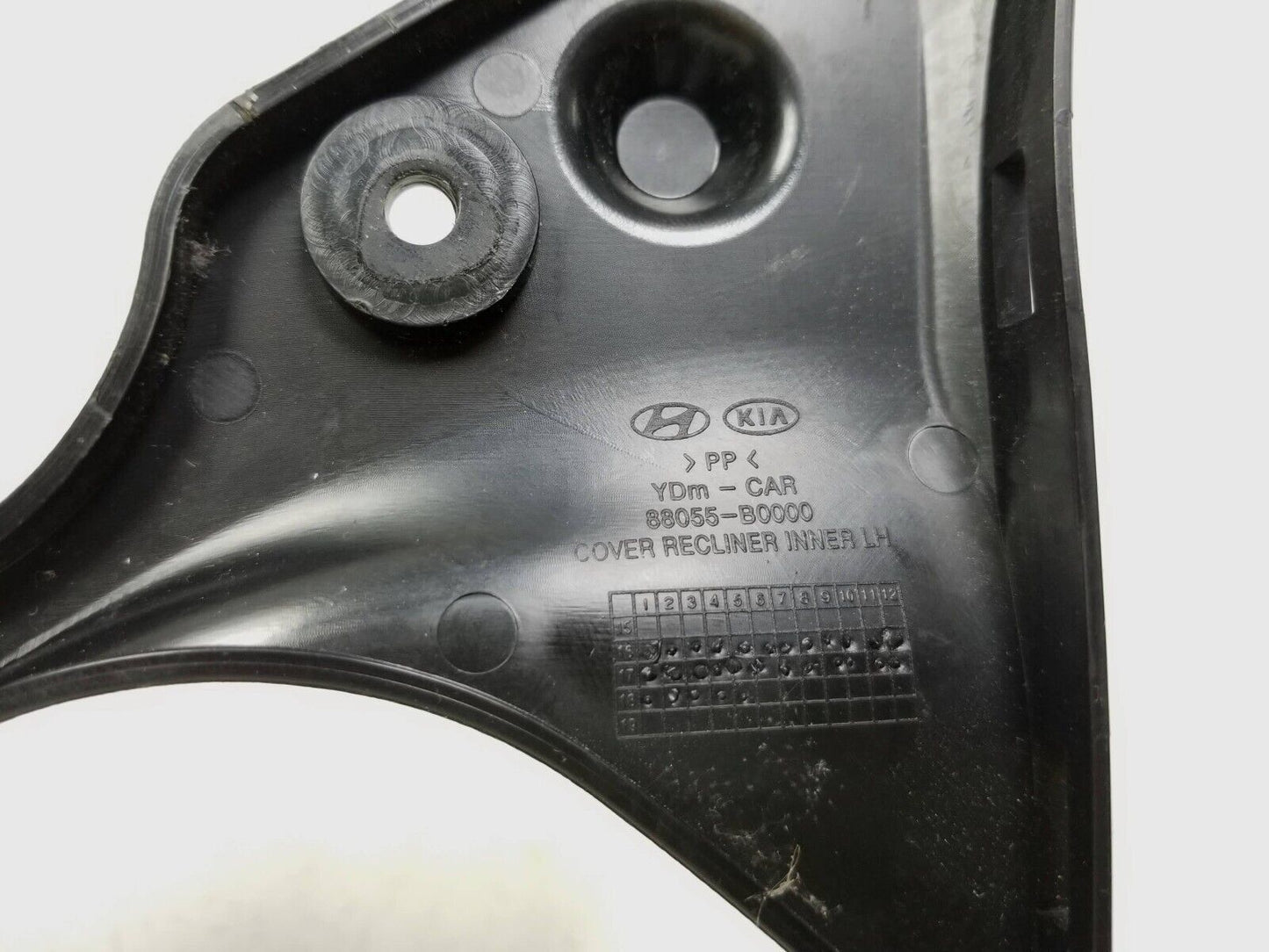 17 18 Kia Forte Seat Side Trim Cover Front Driver Side Left OEM