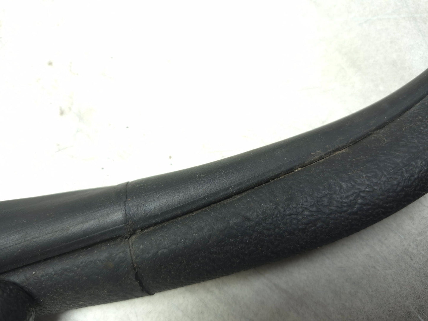 2008 Acura Tl Type-s Front Door Weatherstrip Seal Right Passenger Side OEM