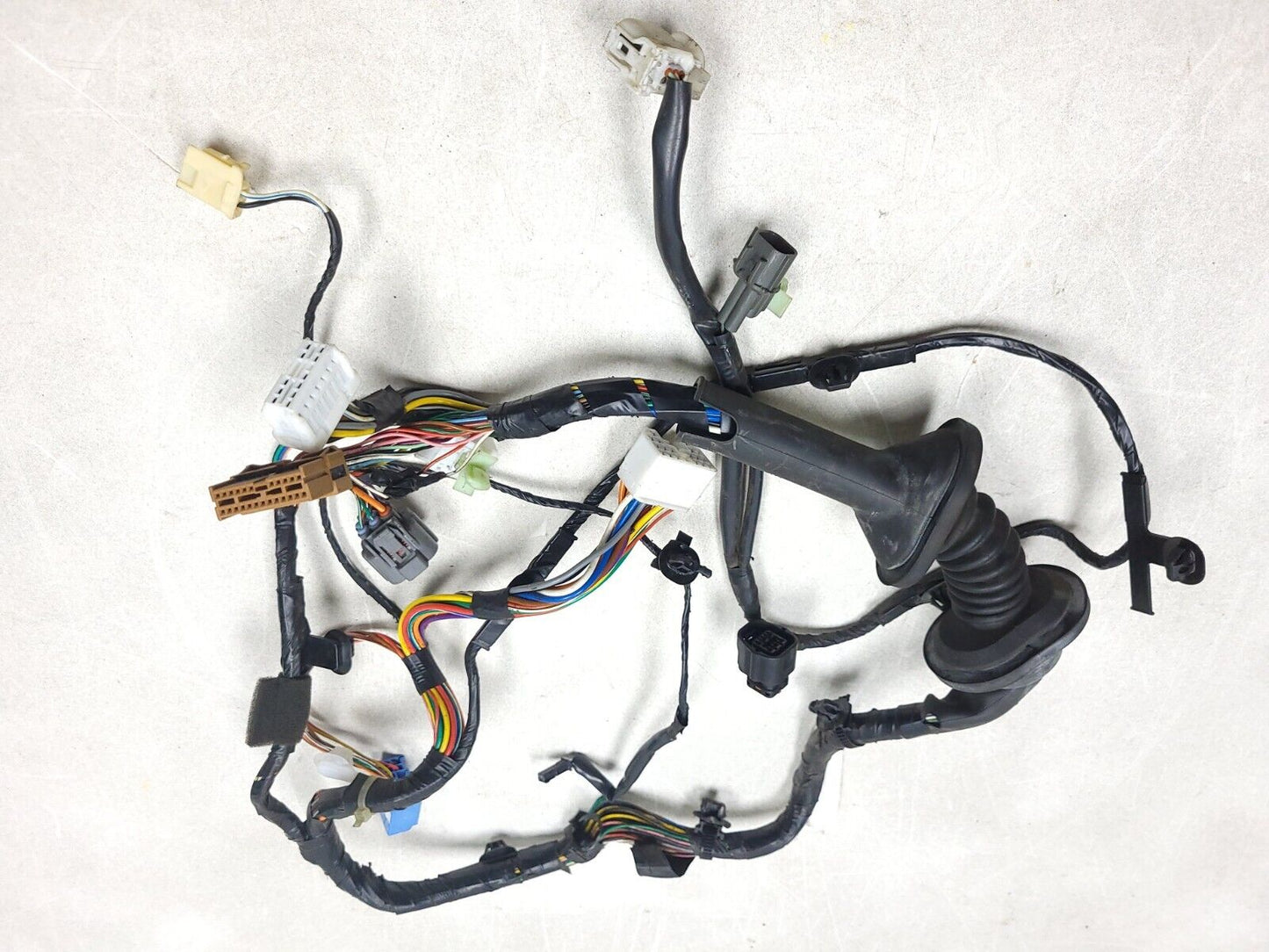 07 - 09 Mitsubishi Outlander Door Wire Harness Front Driver Side Left OEM