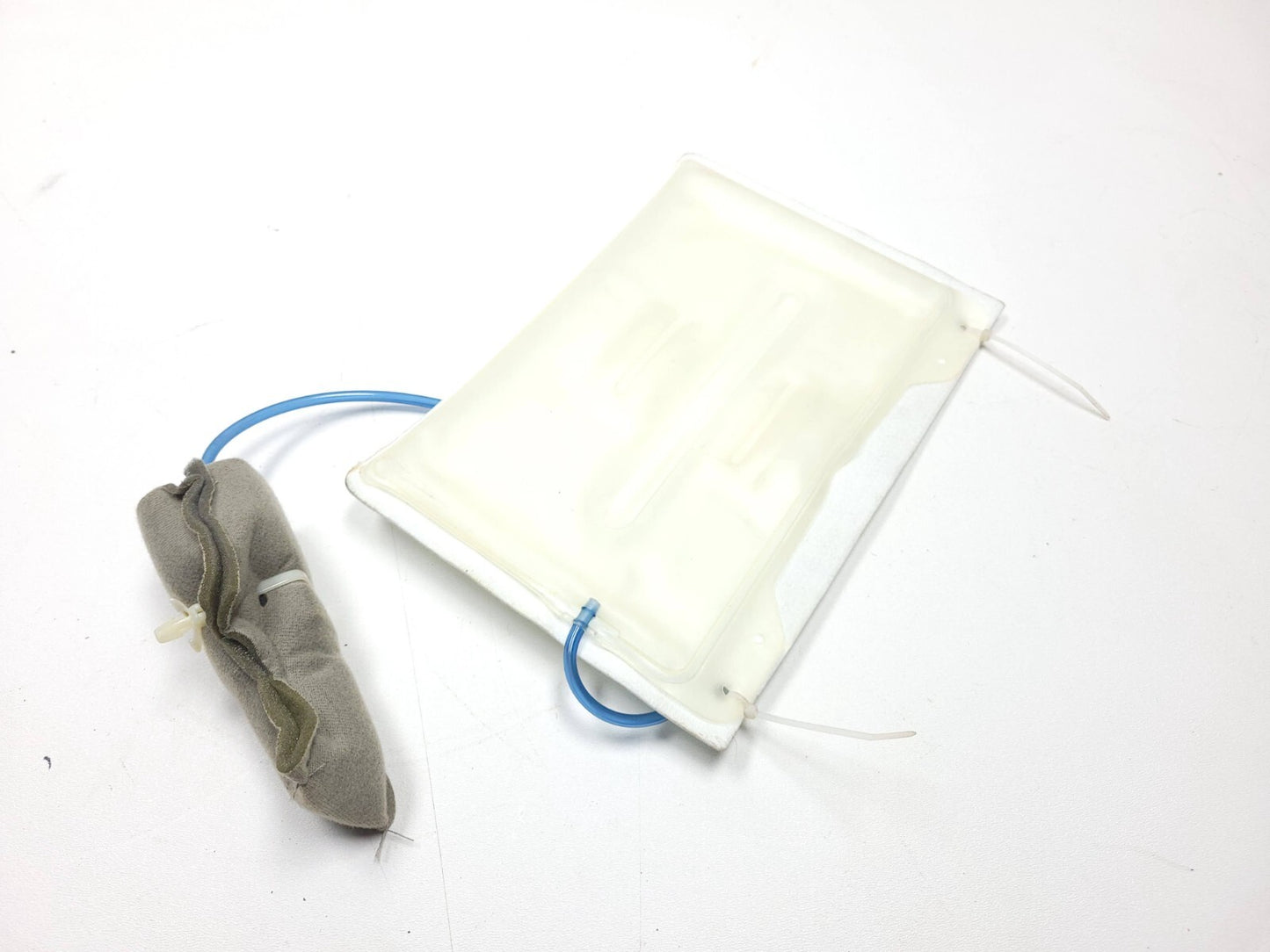 2013 - 2018 Cadillac Ats Front Right Passenger Seat Lumbar Support OEM