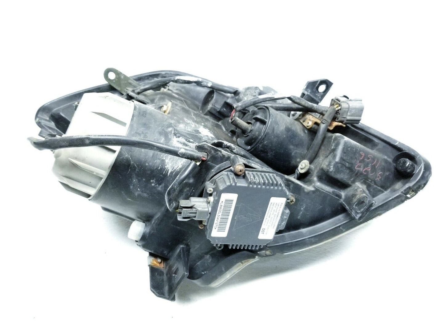04-06 Nissan Maxima Headlight Driver Left Side Xenon OEM 110k