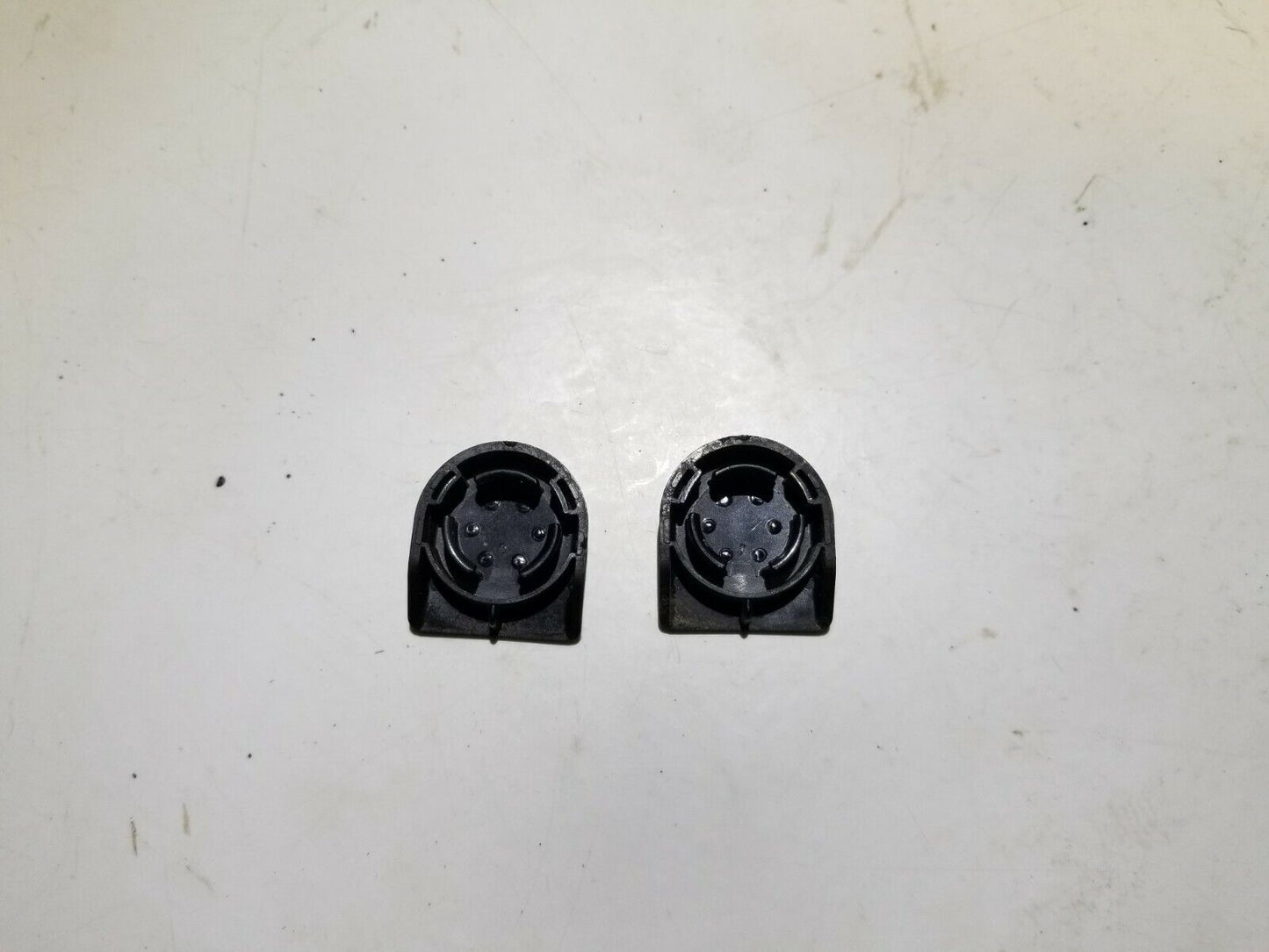 04 05 06 Scion Xa Windshield Wiper Arm Bolt Cap 2pcs OEM
