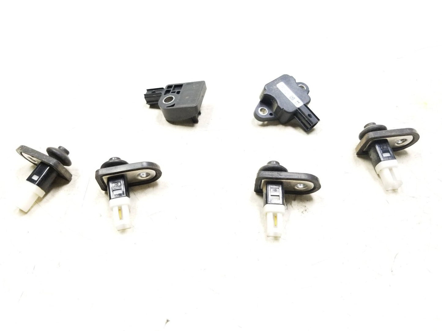 2011 - 2013 Kia Sportage Door Jamb Ajar Switch 6pcs OEM