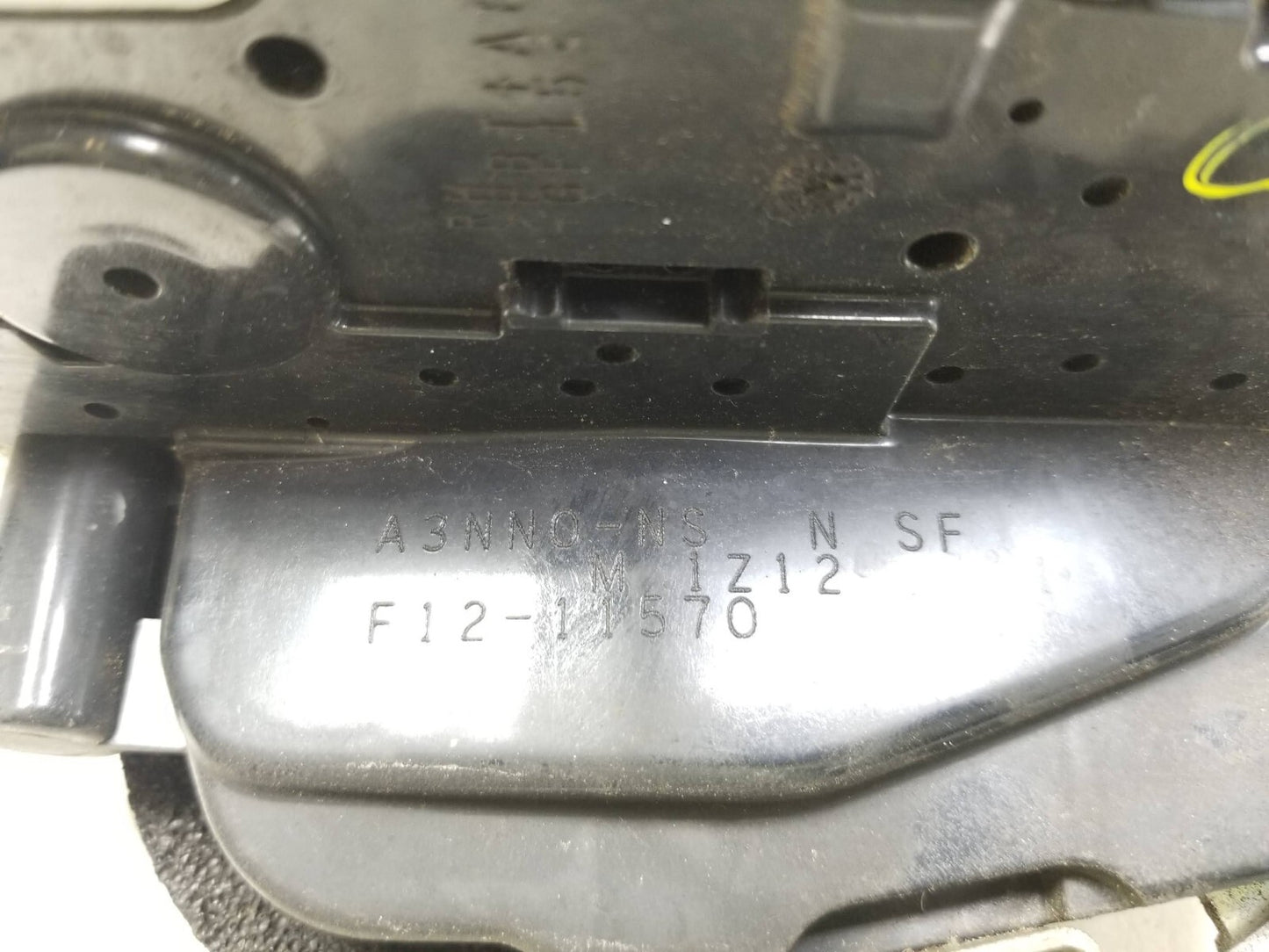 2008 - 2013 Nissan Rogue Front Door Lock Actuator Passenger Side Right OEM