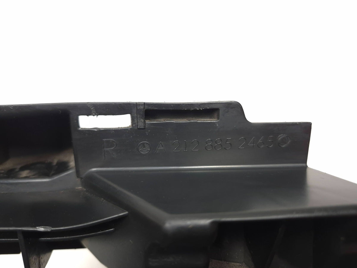 2012 Mercedes W212 E350 Sedan Front Bumper Lower Mount Bracket Right OEM
