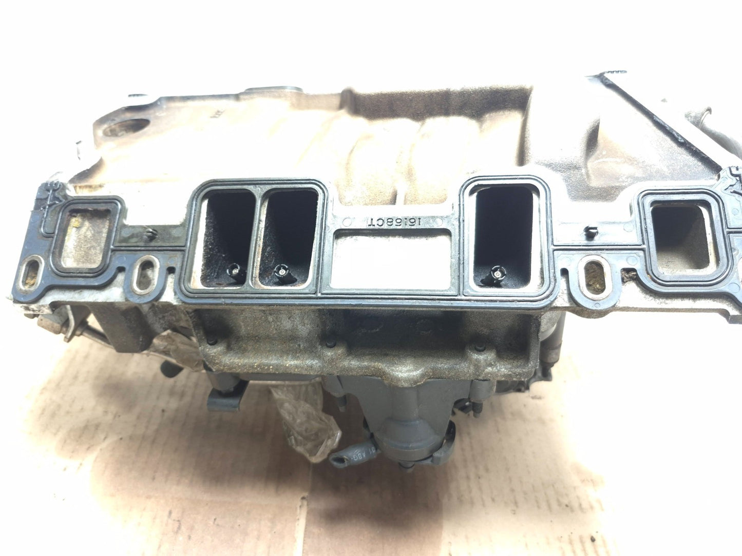 Yale Forklift V6 4.3l Engine Intake Manifold W/ Throttle Body Assy OEM