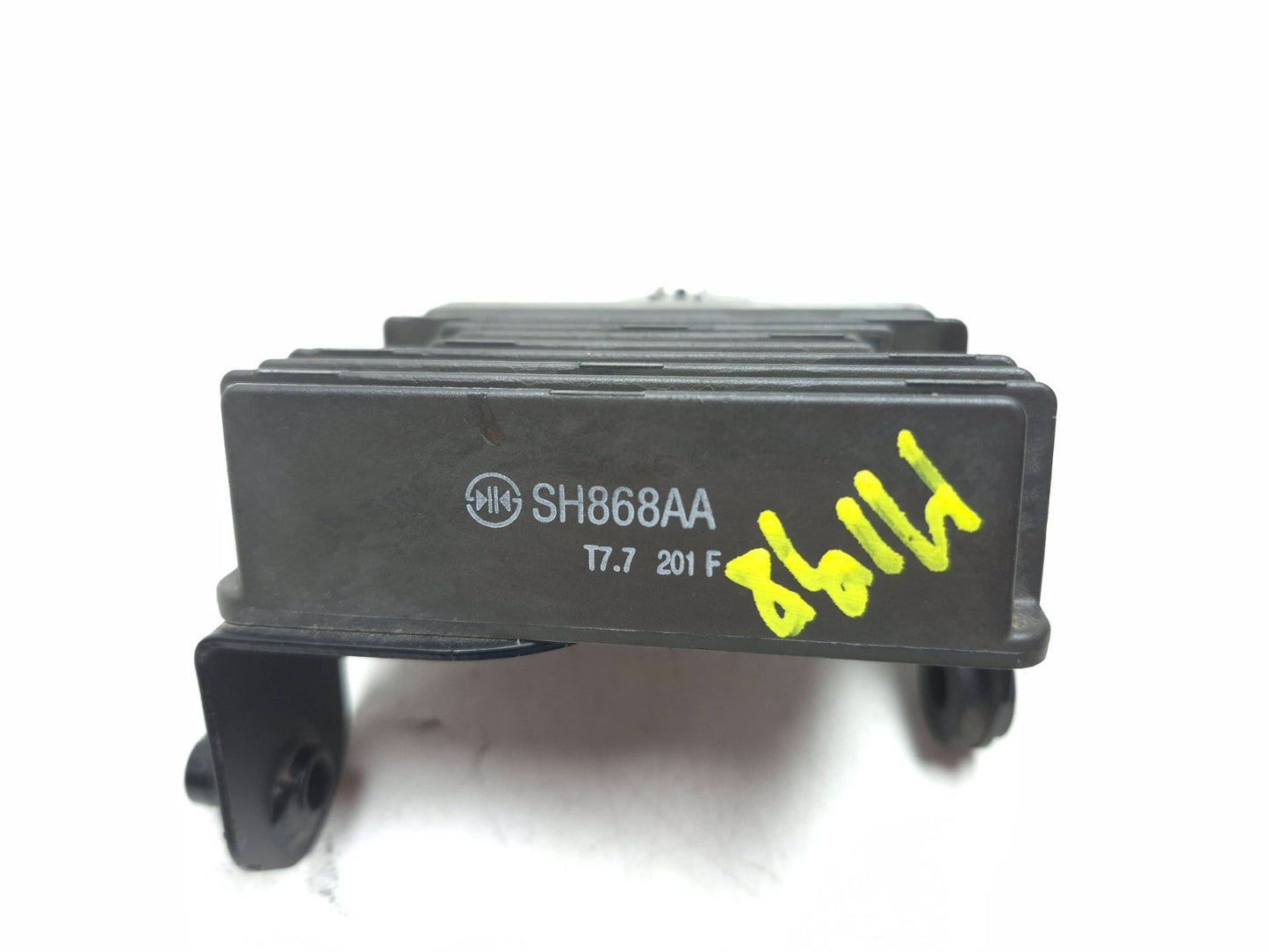 2018 Kawasaki Ninja 650 Ex650 Voltage Regulator OEM