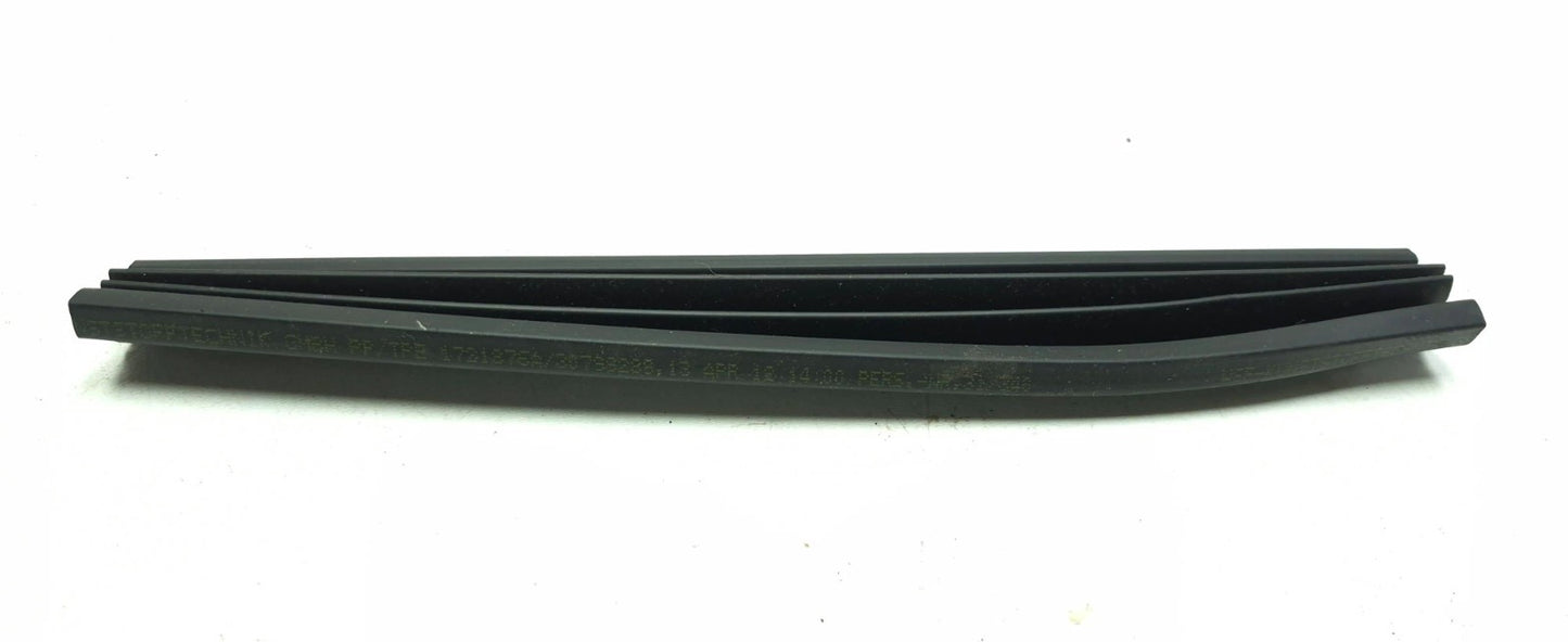 2012 Volvo C30 Sunroof Panel Trim Seal Weatherstrip 2 Pcs OEM
