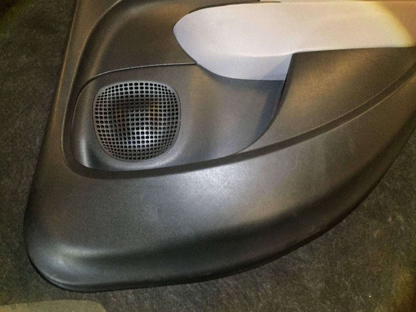 2014 2015 2016 2017 Fiat 500l Door Panel Rear Right Trim Passenger Side 2298768