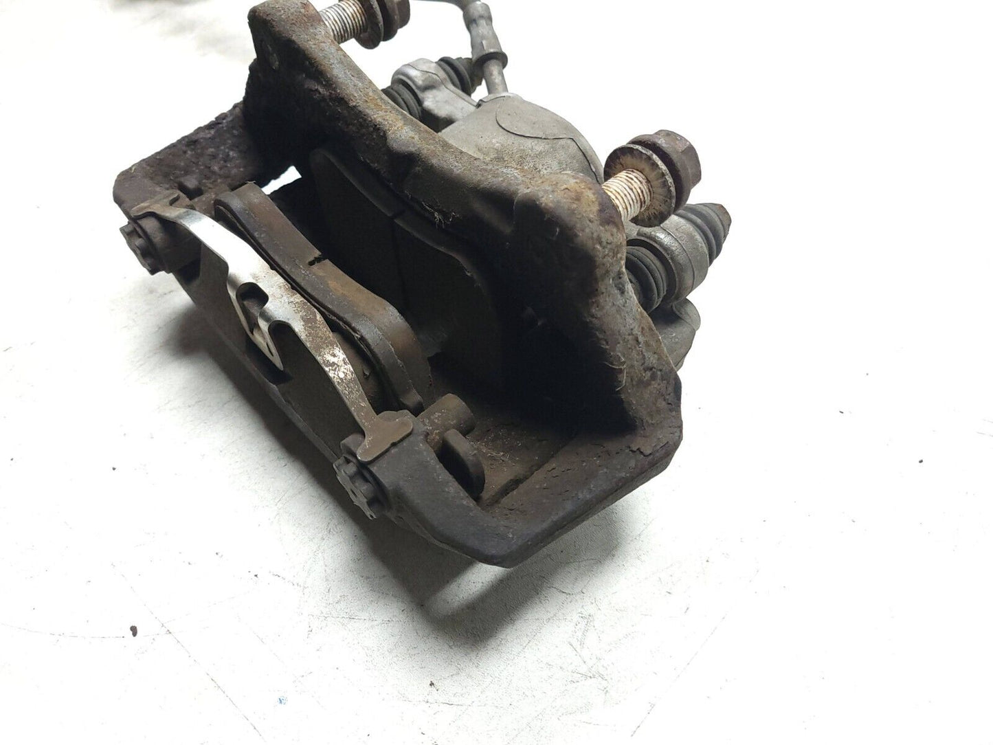 09-16 Audi A4 Quattro Front Brake Caliper Left & Right Pair OEM
