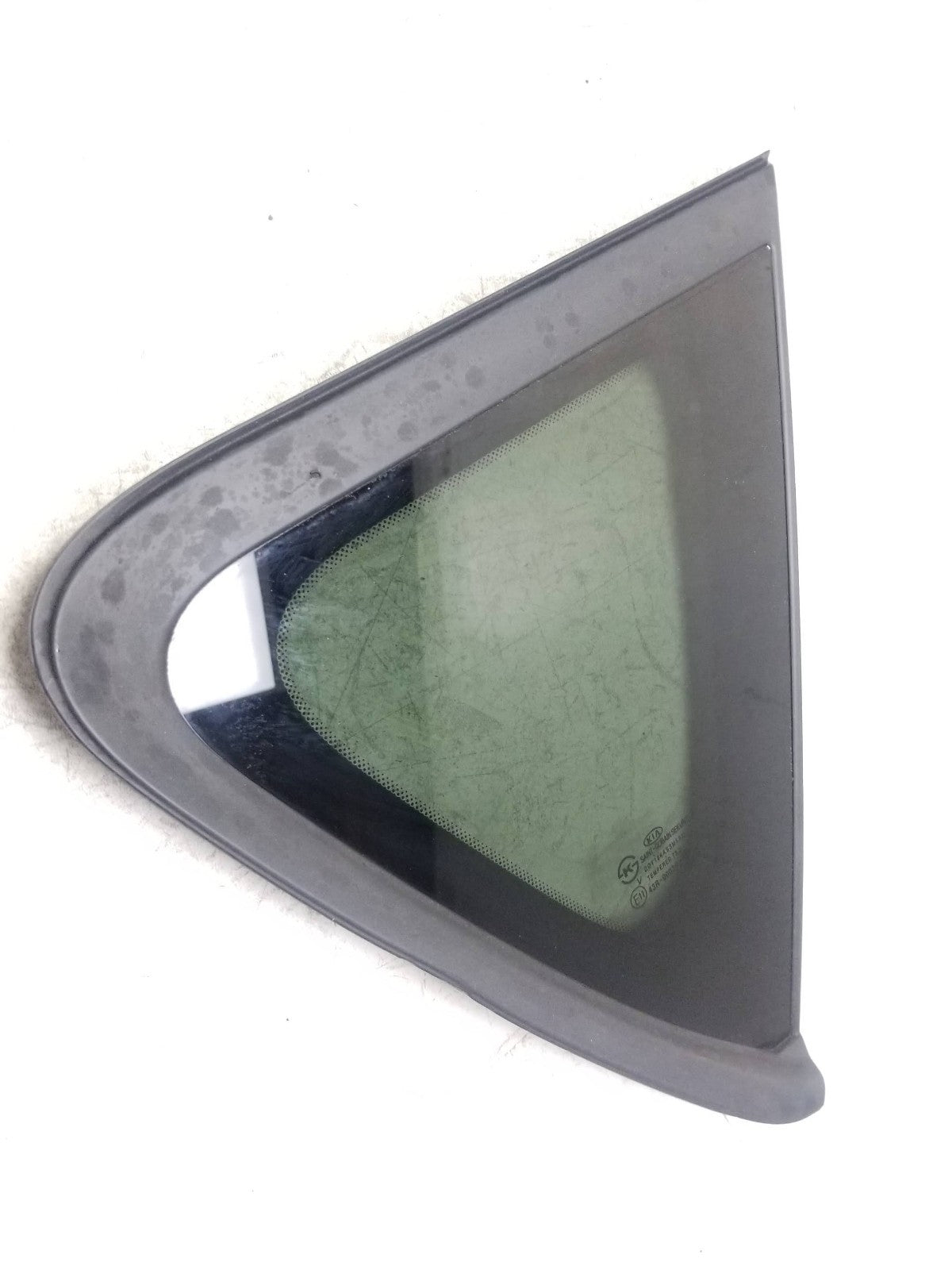 2014 - 2019 Kia Soul Door Vent Window Glass Rear Passenger Side Right OEM