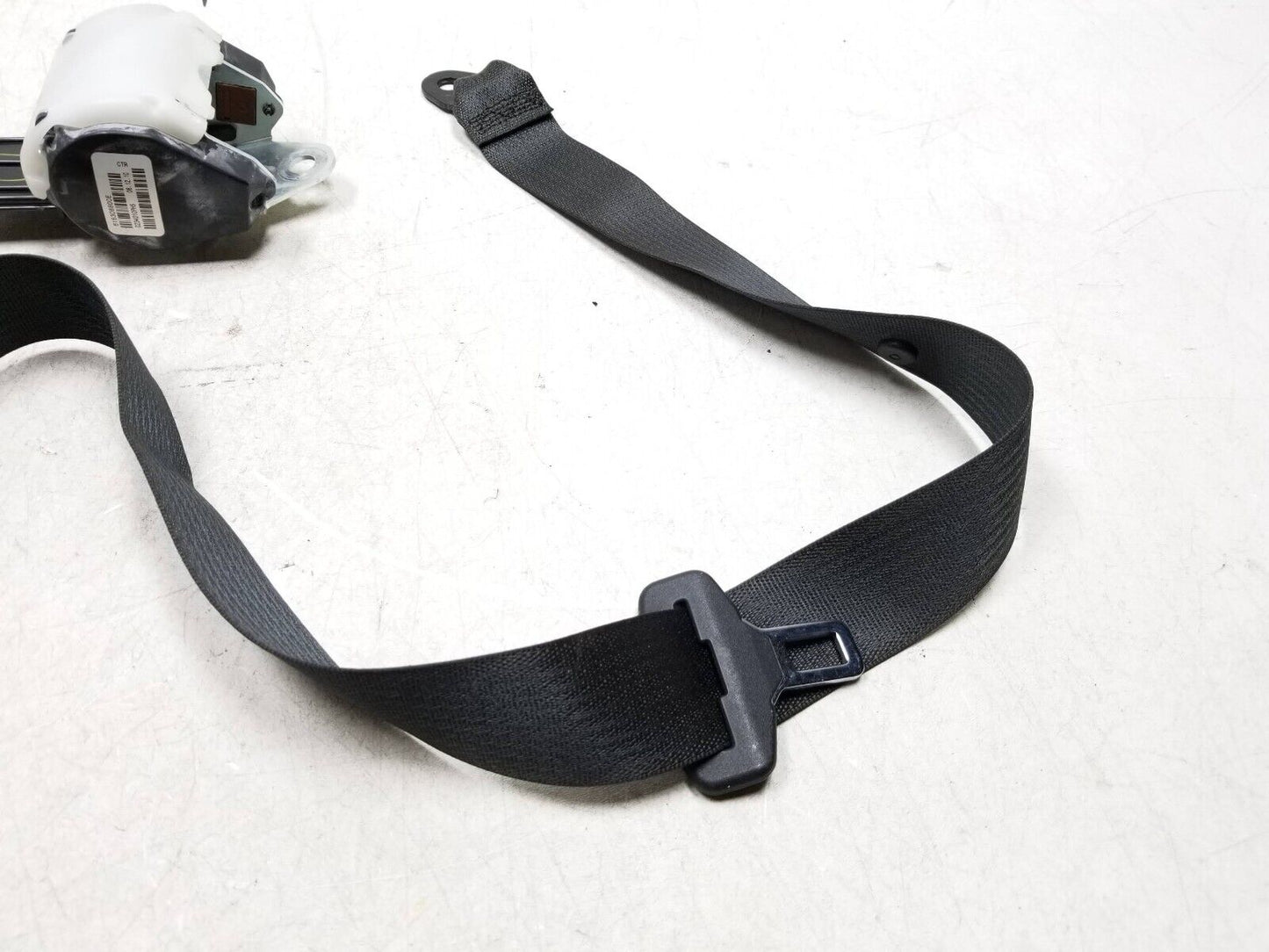 10-15 Chevrolet Equinox Rear Seat Center Belt Retractor OEM