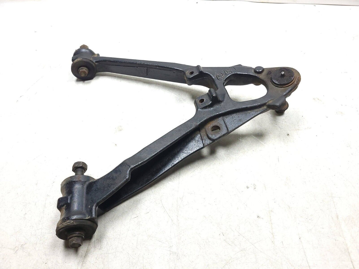 10-14 Chevrolet Suburban Front Control Arm Upper & Lower Passenger Side Pair OEM