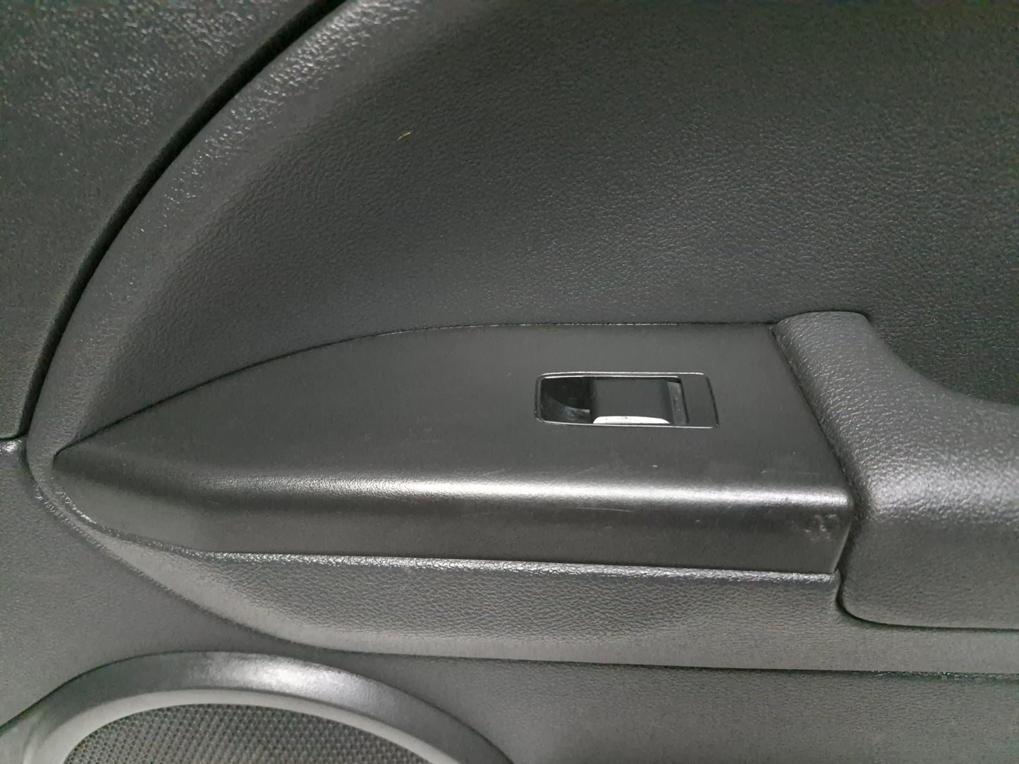 2010 Dodge Caliber Sxt Door Panel Trim Rear Right Passenger Side OEM